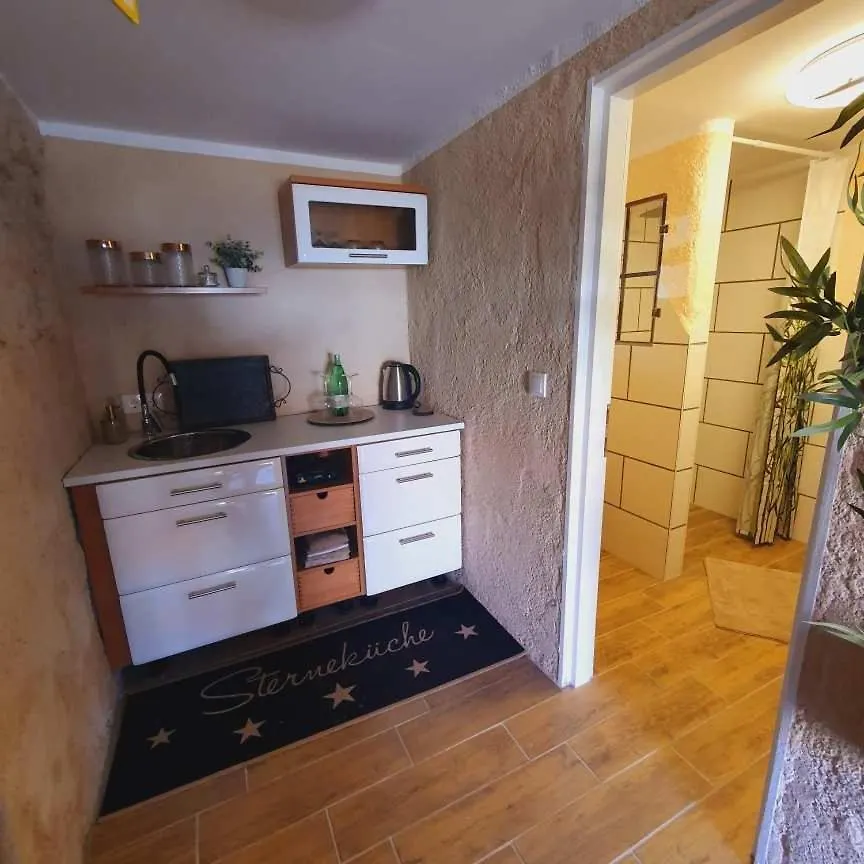 Appartment Fuer 2 Personen Mit Eigenem Bad Und Kueche Gračac 0*,  Horvátország
